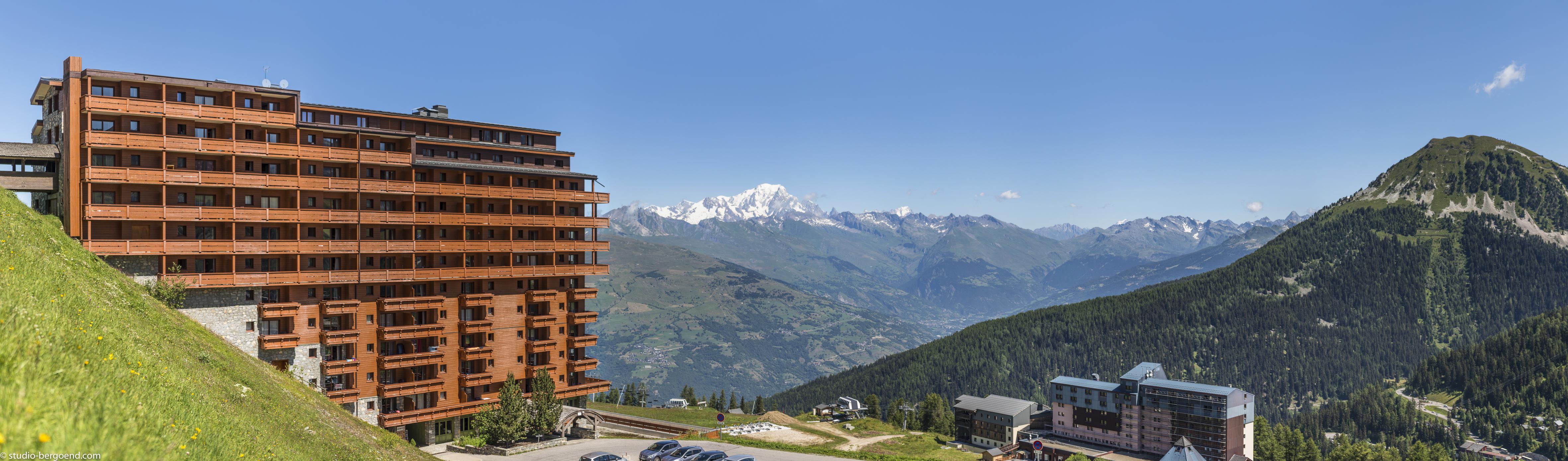 Residence Pierre & Vacances Premium Les Hauts Bois La Plagne Exteriör bild