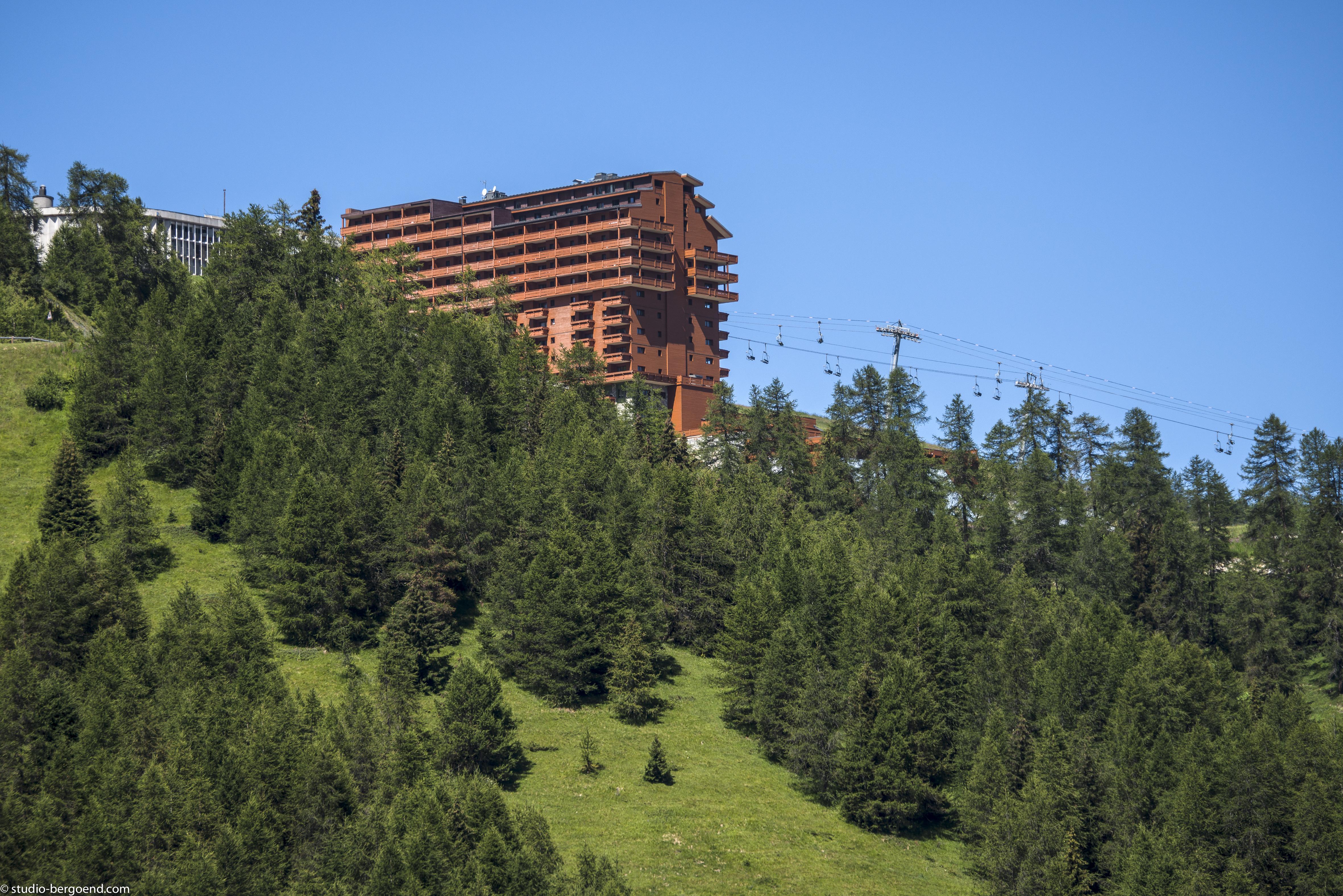 Residence Pierre & Vacances Premium Les Hauts Bois La Plagne Exteriör bild